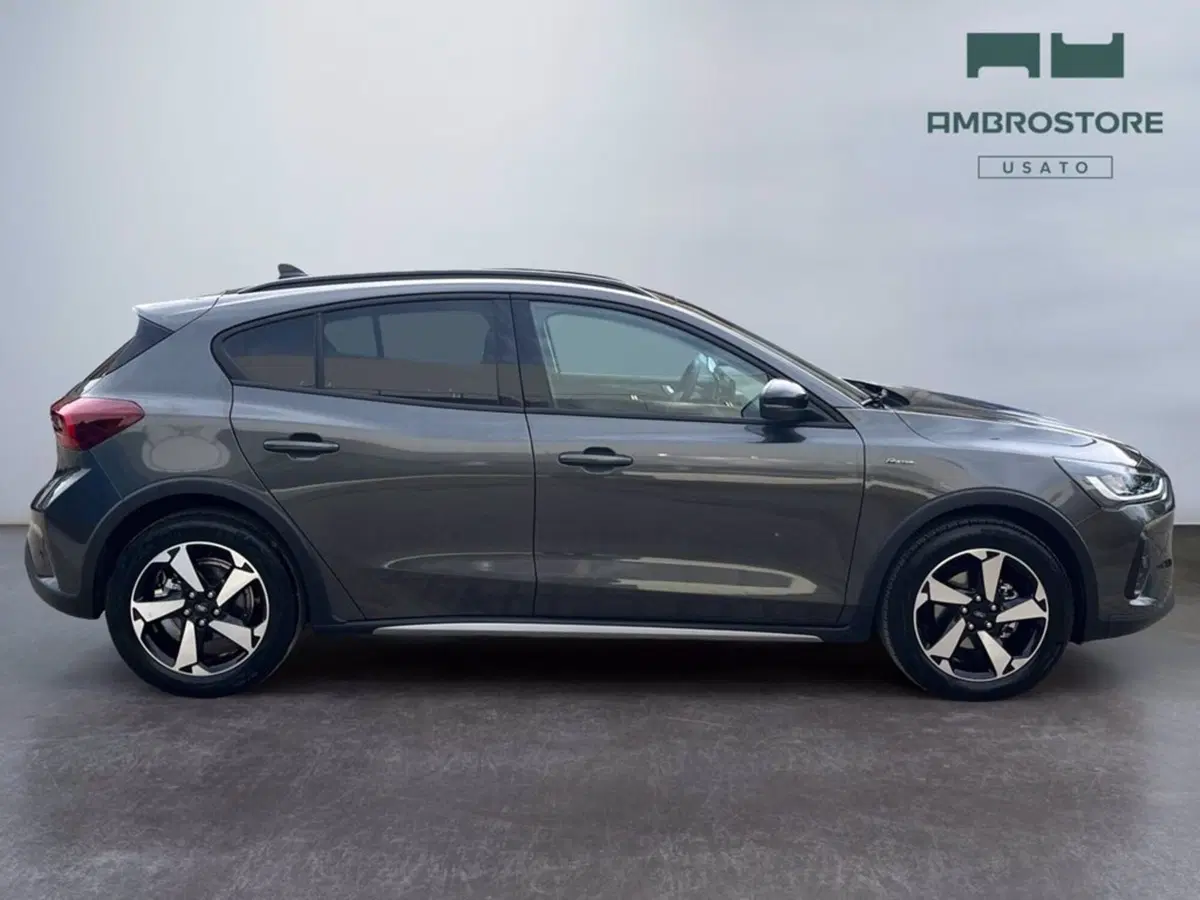 Ford Focus Station Wagon usata a Milano (6)