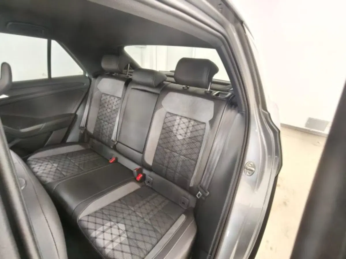 Volkswagen T-Roc usata a Cuneo (10)