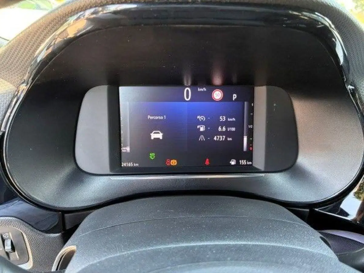 Opel Corsa usata a Milano (12)