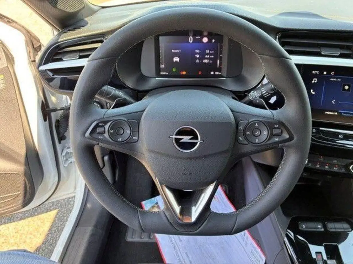 Opel Corsa usata a Milano (13)