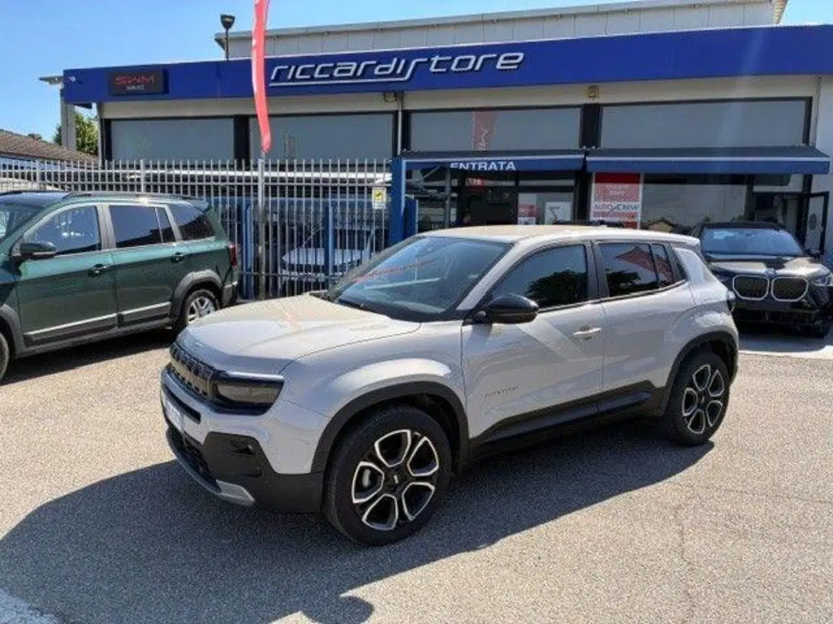 Jeep Avenger usata a Milano