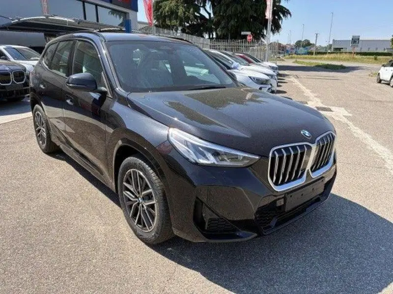 BMW X1 nuova a Milano (2)