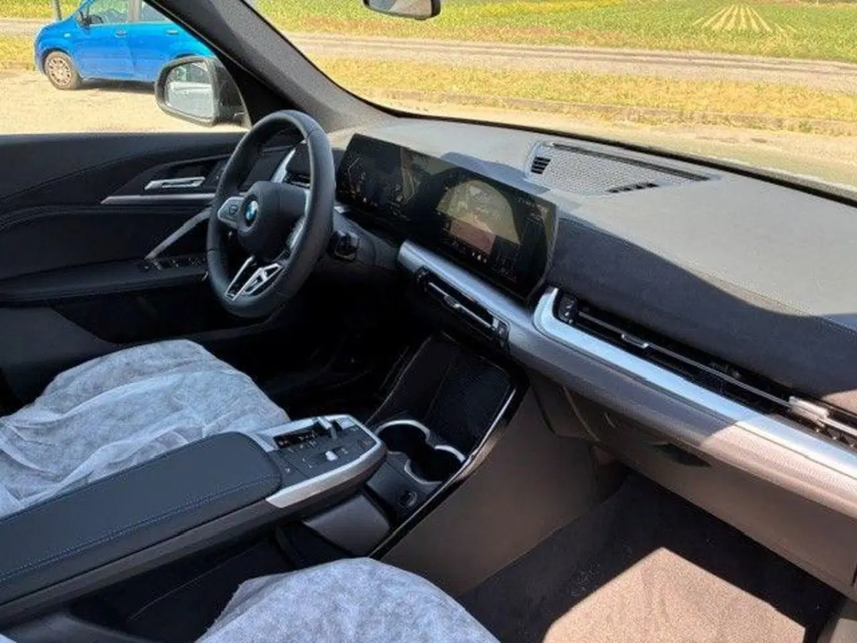 BMW X1 nuova a Milano (7)
