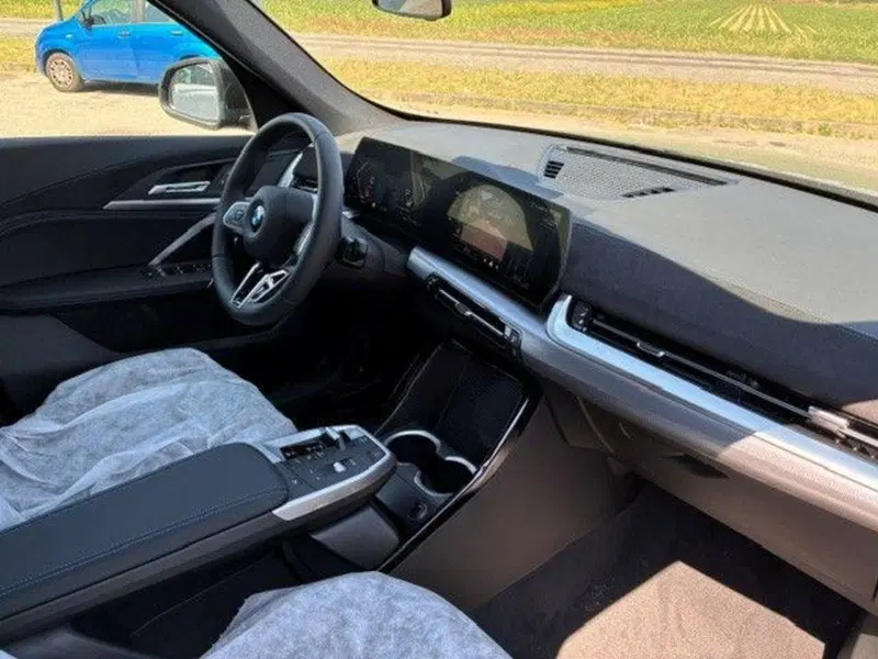 BMW X1 nuova a Milano (7)