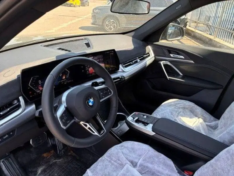 BMW X1 nuova a Milano (8)