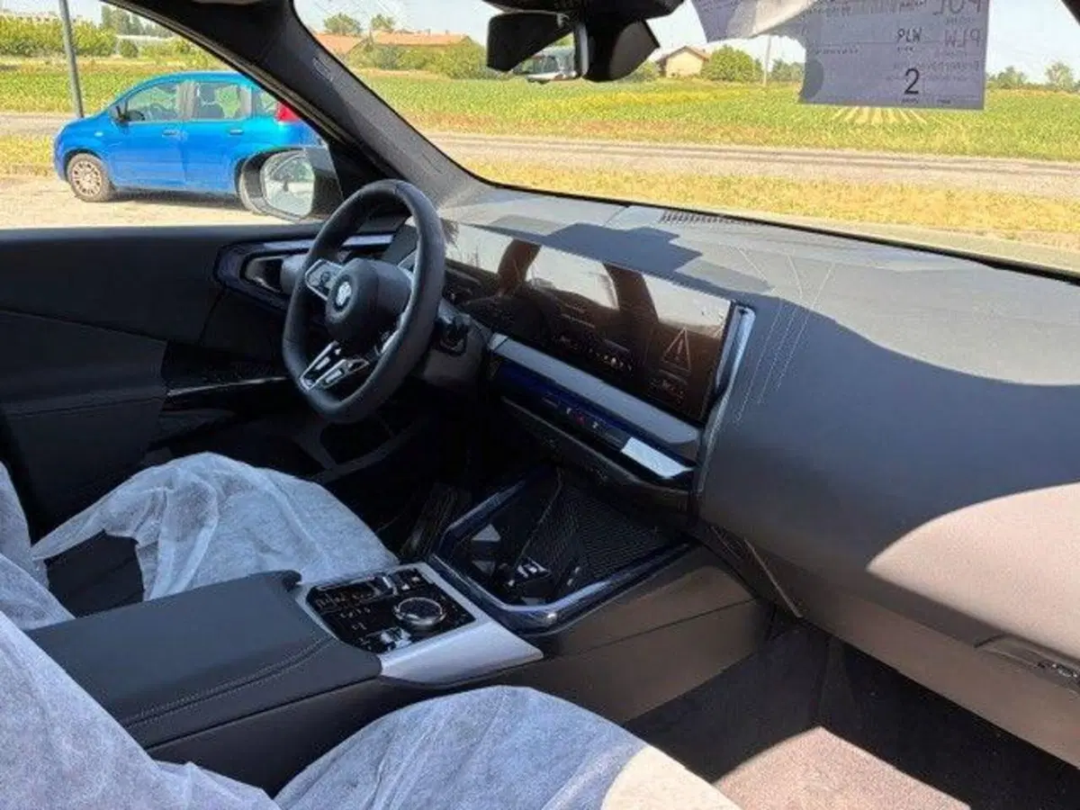 BMW X3 nuova a Milano (14)