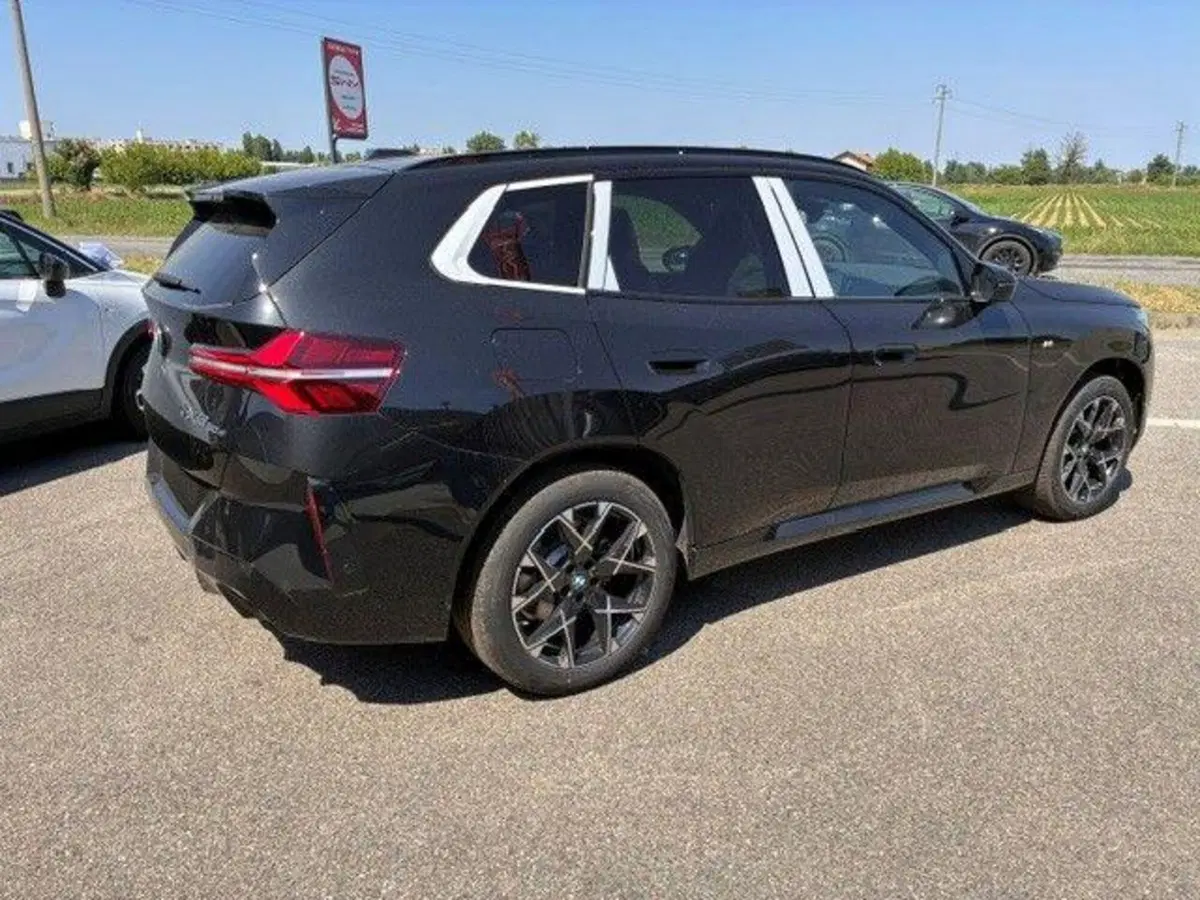 BMW X3 nuova a Milano (3)
