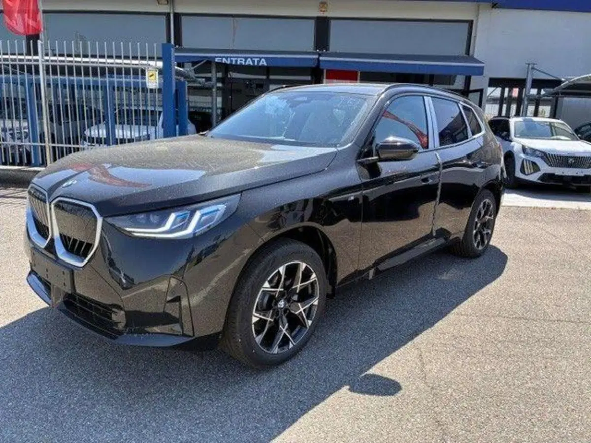 BMW X3 nuova a Milano (5)