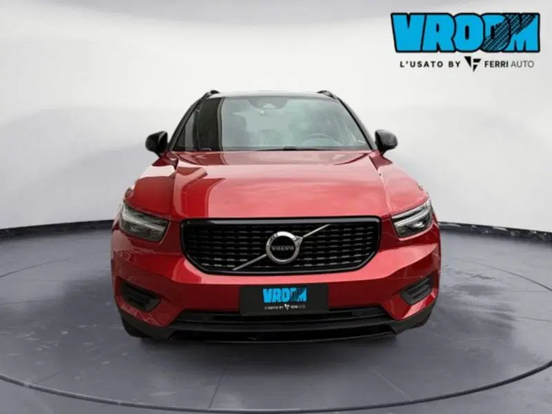 Volvo XC40 usata a Treviso (2)