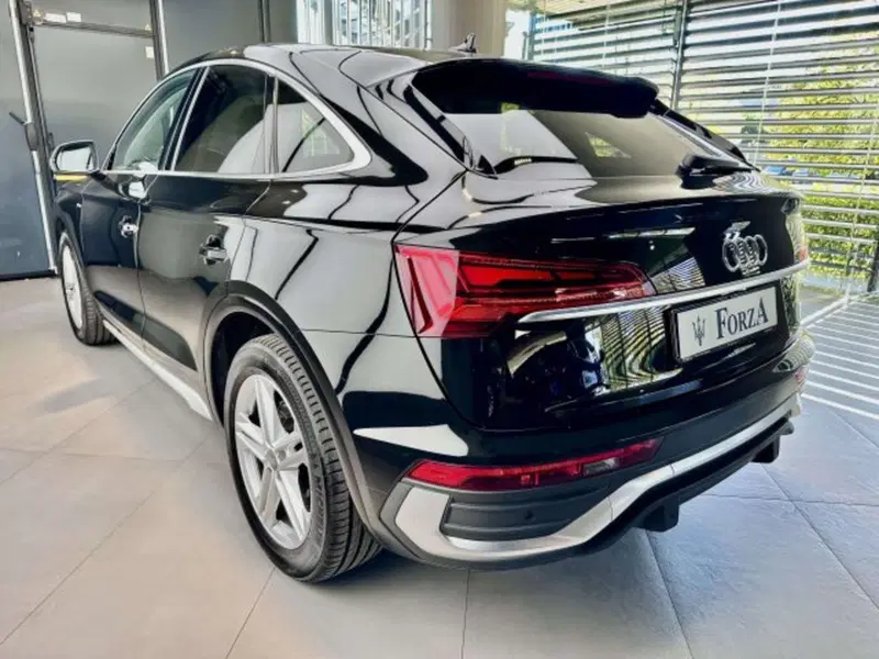 Audi Q5 Sportback usata a Torino (8)
