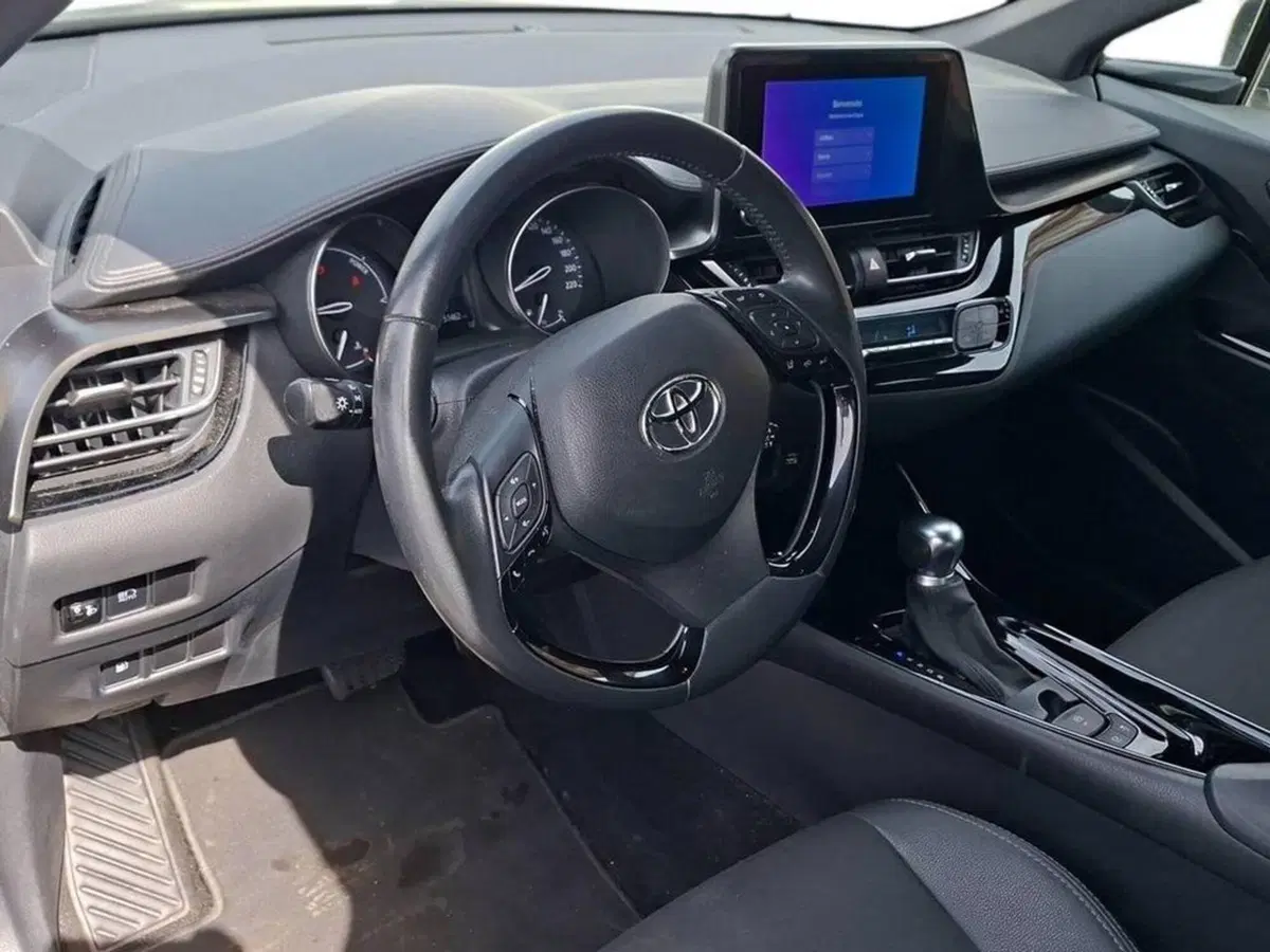 Toyota Toyota C-HR usata a Torino (12)