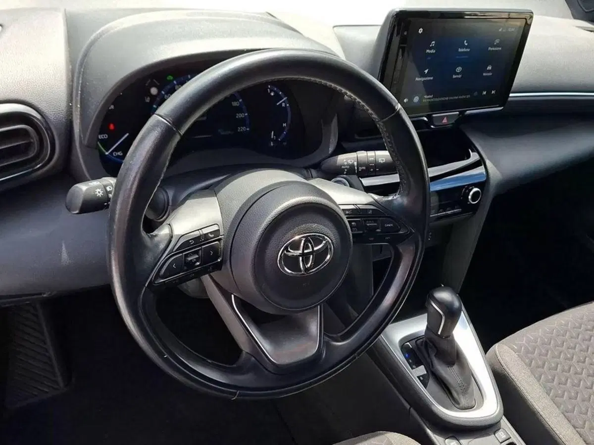 Toyota Yaris Cross usata a Torino (13)