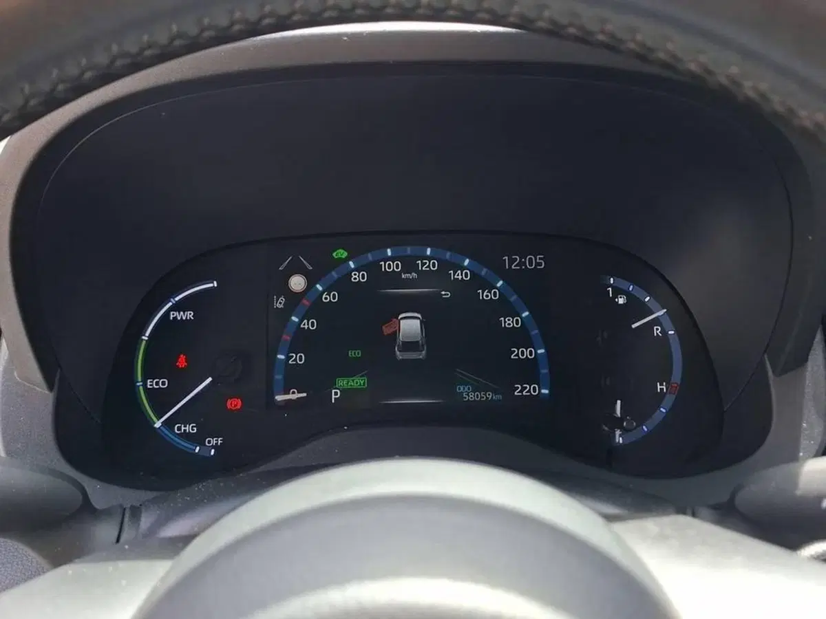 Toyota Yaris Cross usata a Torino (9)