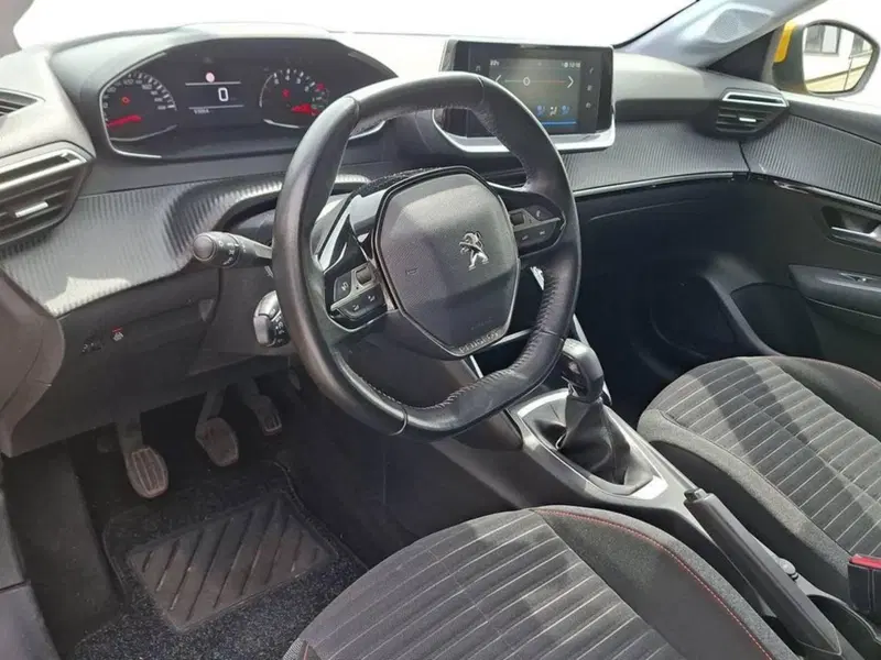 Peugeot 208 usata a Torino (11)