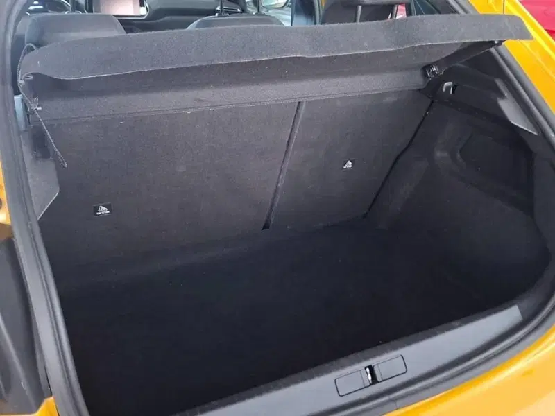 Peugeot 208 usata a Torino (14)