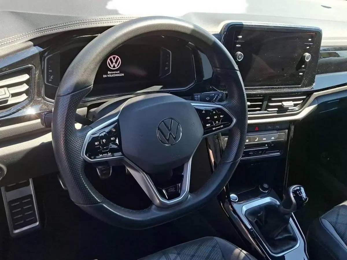 Volkswagen T-Roc usata a Torino (12)