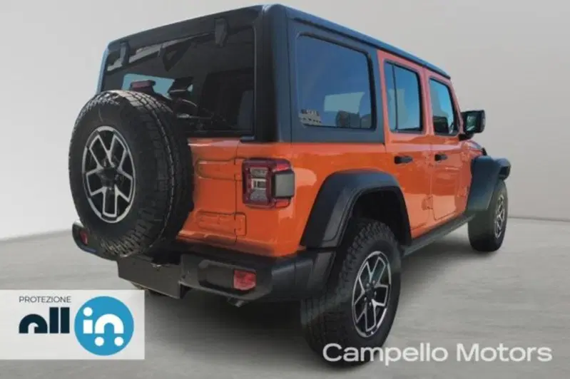 Jeep Wrangler Unlimited nuova a Venezia (3)