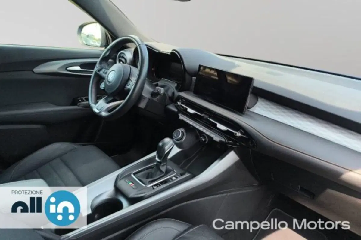 Alfa Romeo Tonale usata a Venezia (14)