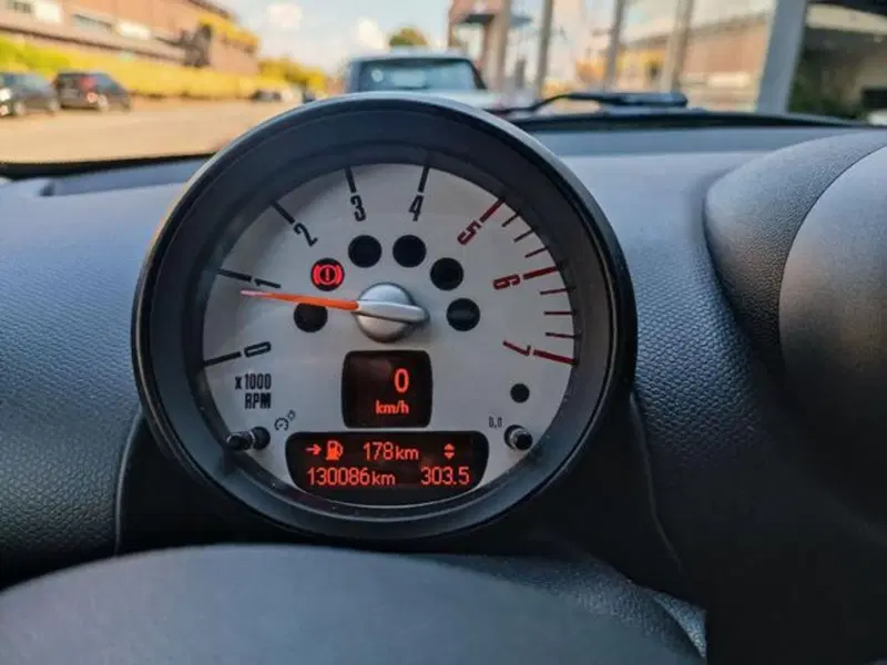 MINI Mini Countryman usata a Pisa (14)