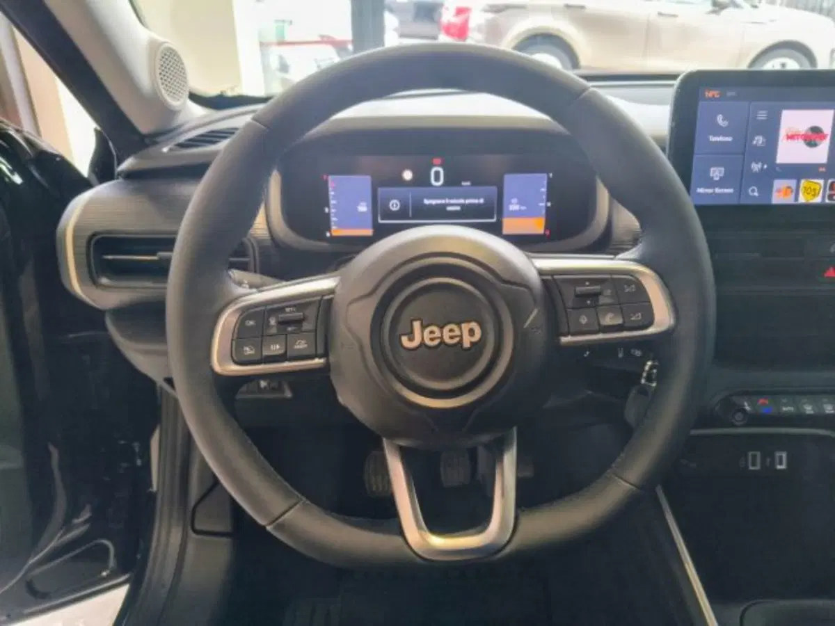 Jeep Avenger usata a Firenze (10)