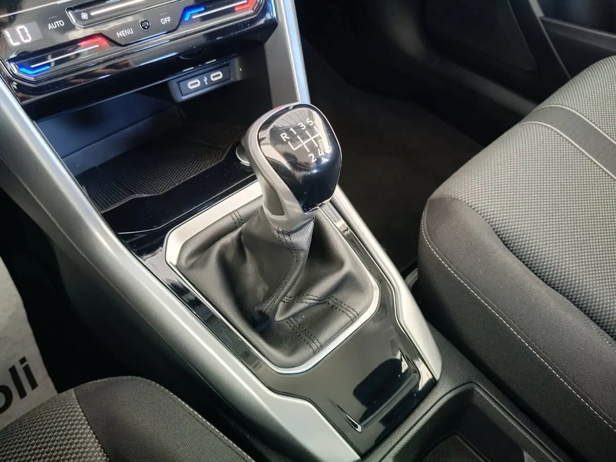Volkswagen T-Roc usata a Ascoli Piceno (16)