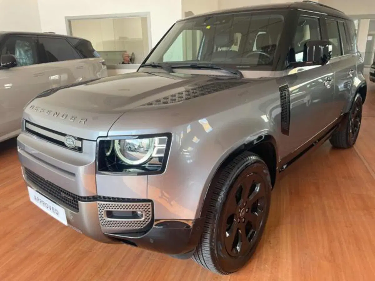 Land Rover Defender usata a Lucca