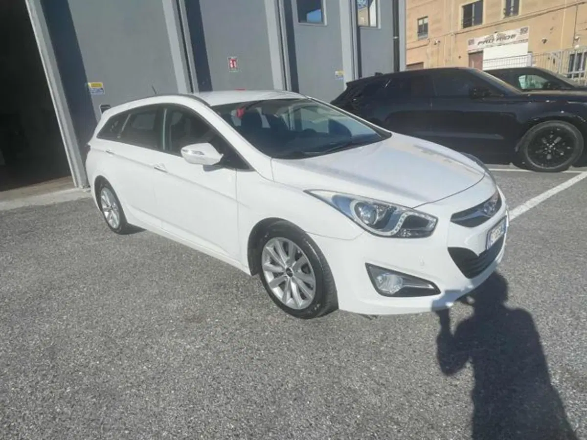 Hyundai i40 Station Wagon usata a Lucca (6)