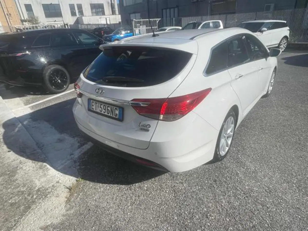 Hyundai i40 Station Wagon usata a Lucca (8)