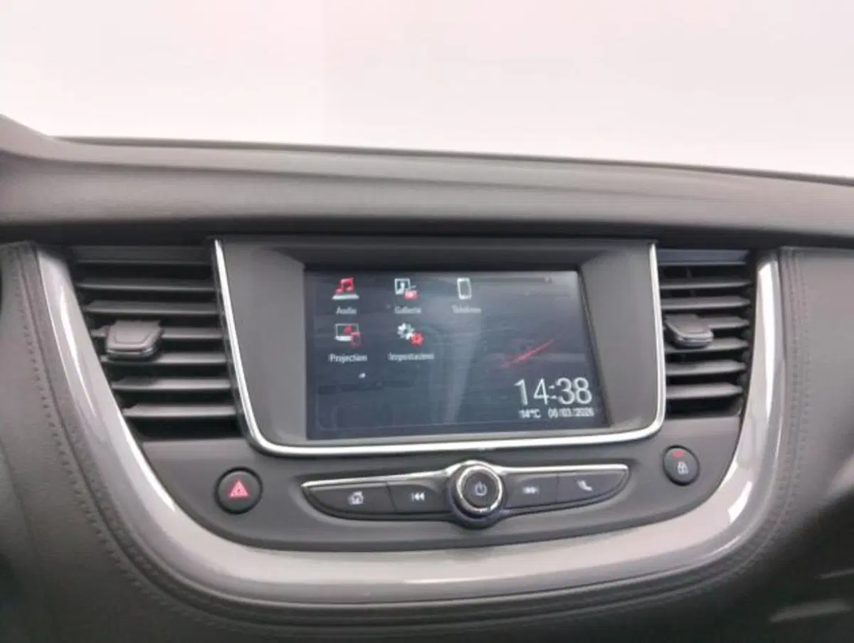 Opel Grandland X usata a Como (15)