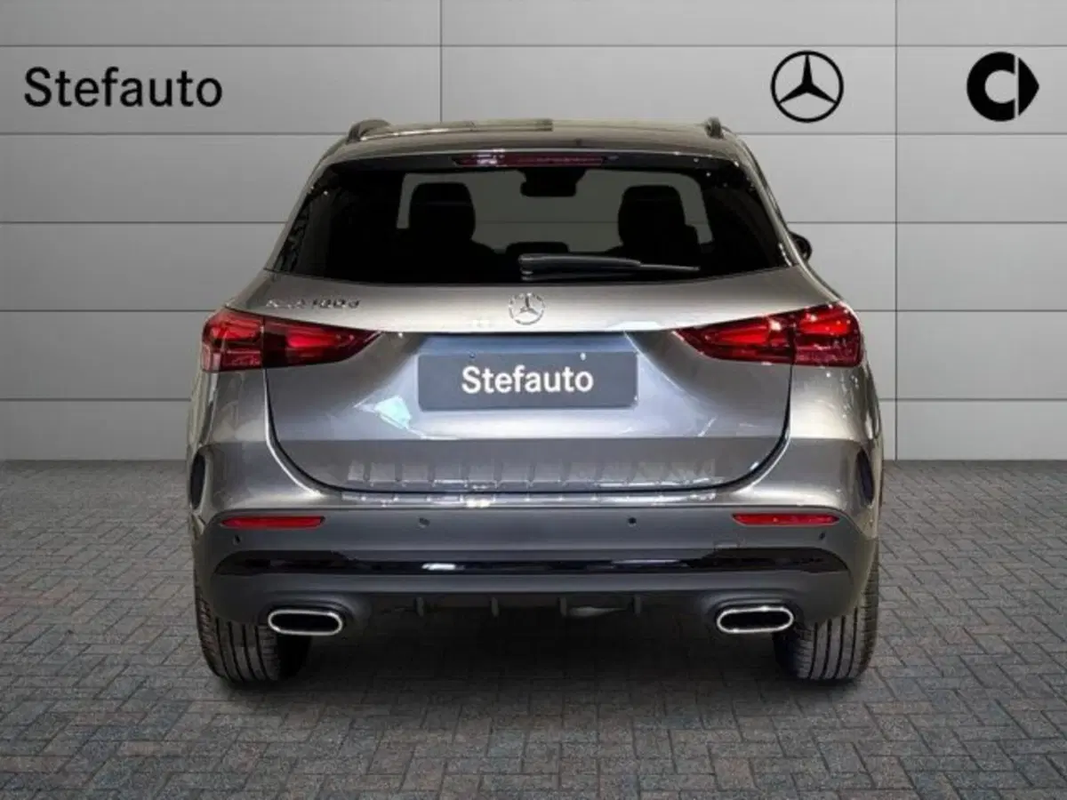 Mercedes-Benz GLA SUV nuova a Bologna (6)