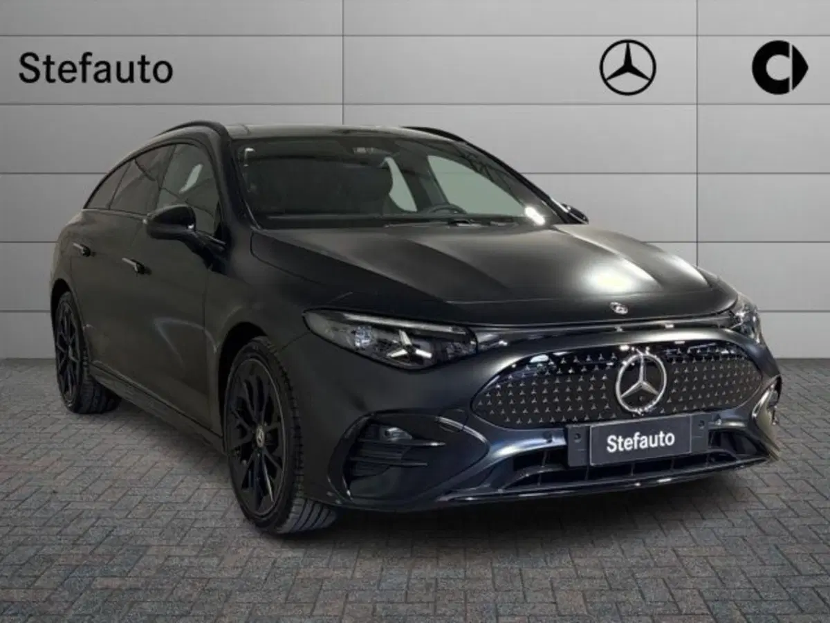 Mercedes-Benz CLA Shooting Brake nuova a Bologna