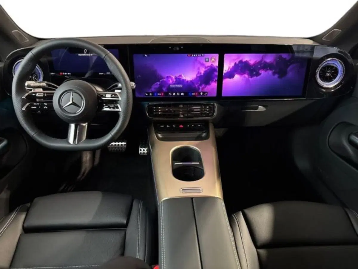 Mercedes-Benz CLA Shooting Brake nuova a Bologna (13)