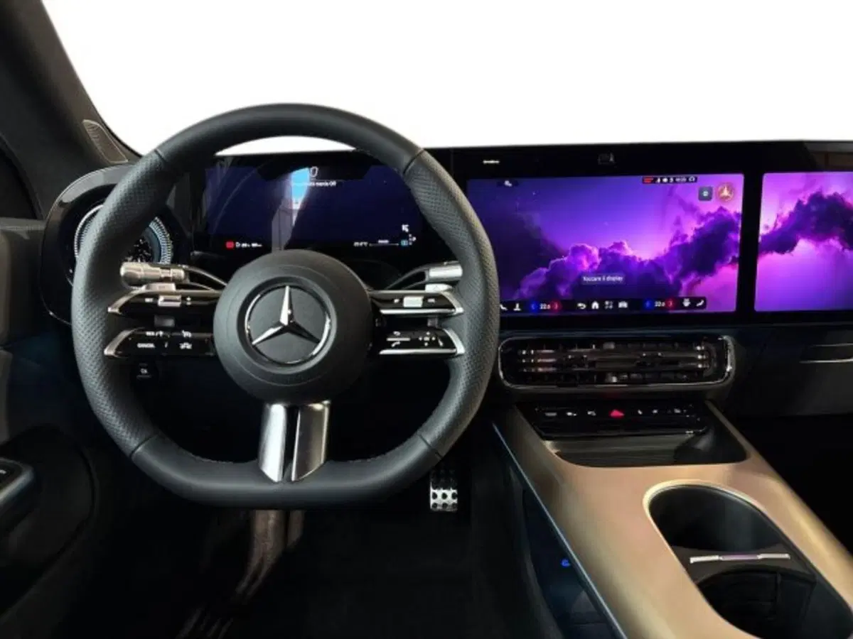Mercedes-Benz CLA Shooting Brake nuova a Bologna (14)