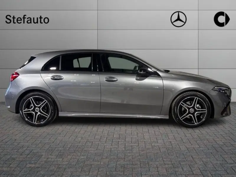Mercedes-Benz Classe A nuova a Bologna (2)