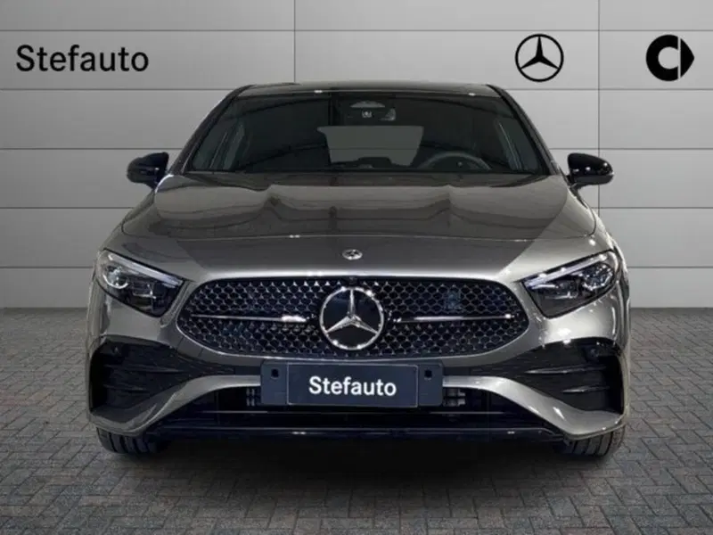 Mercedes-Benz Classe A nuova a Bologna (4)