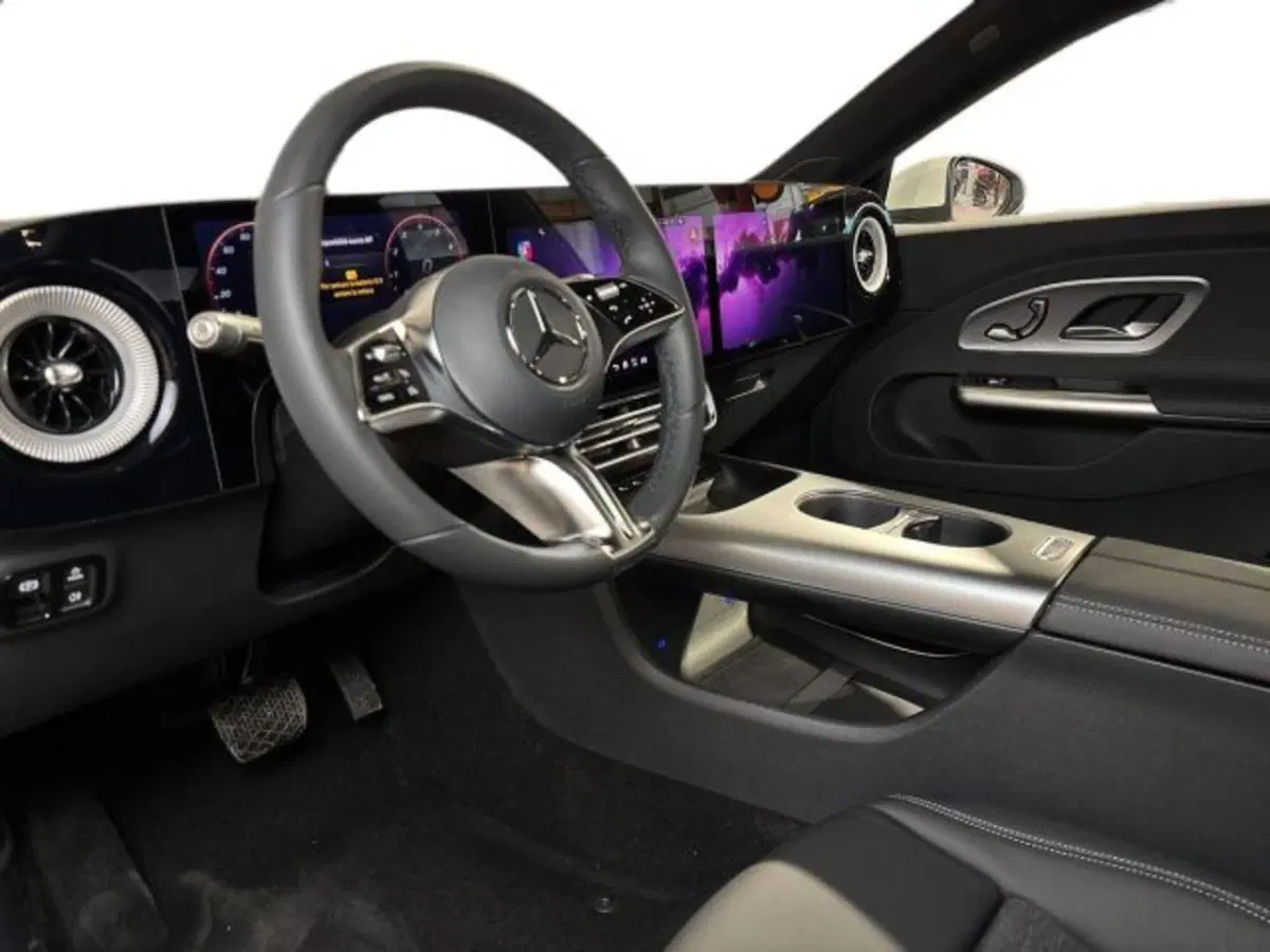 Mercedes-Benz CLA nuova a Bologna (11)