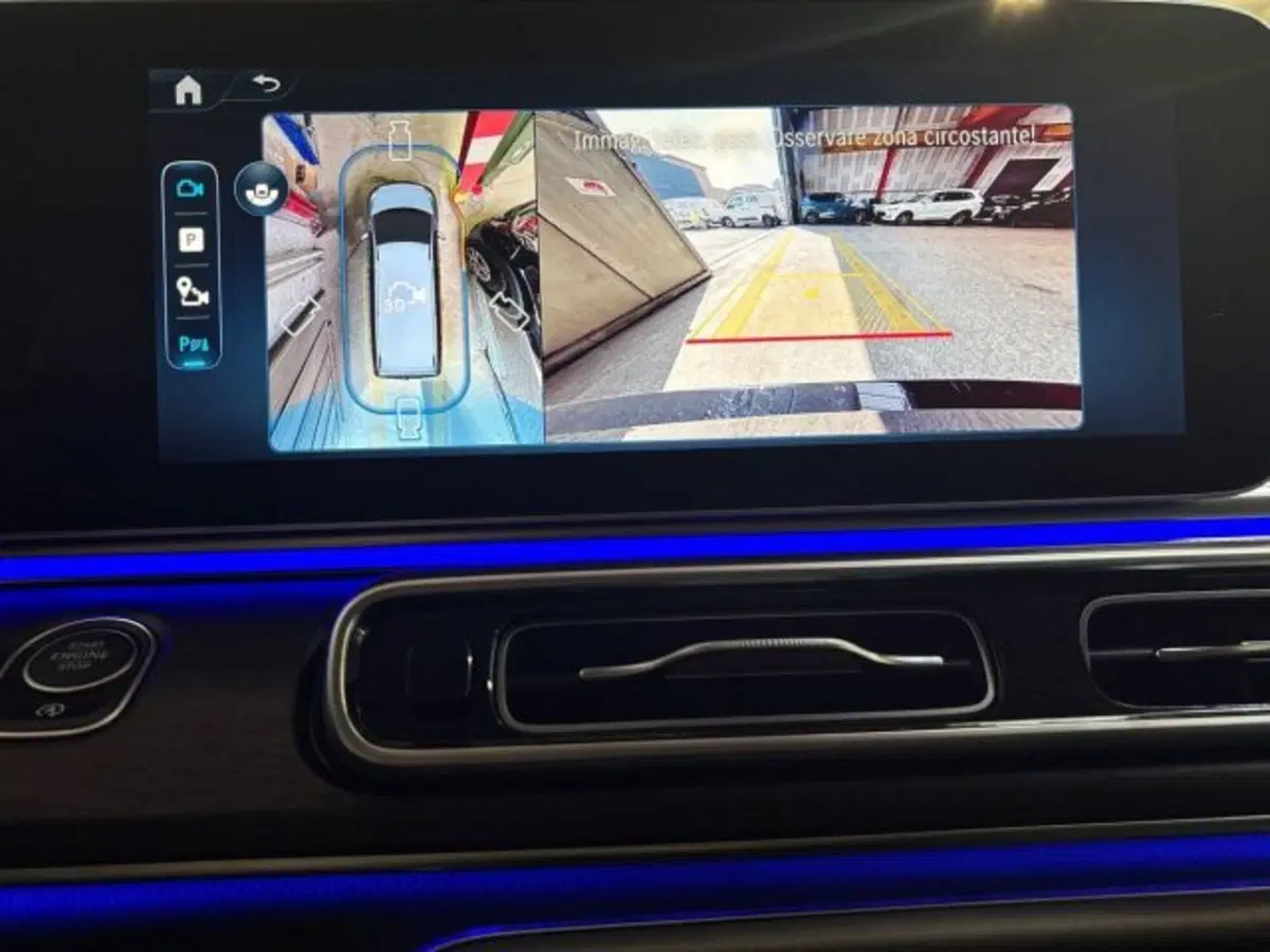 Mercedes-Benz Classe V nuova a Bologna (12)