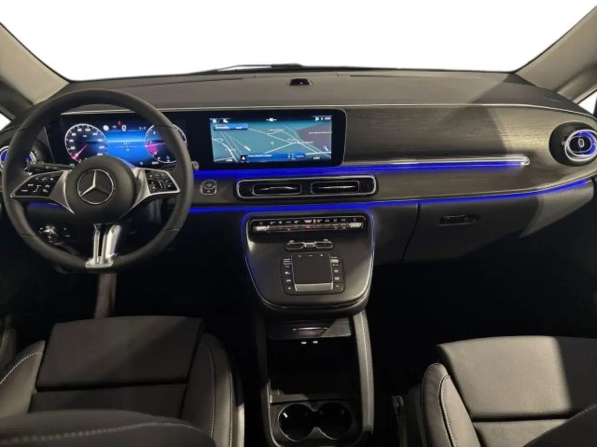 Mercedes-Benz Classe V nuova a Bologna (13)