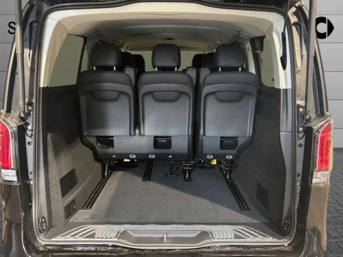 Mercedes-Benz Classe V nuova a Bologna (7)