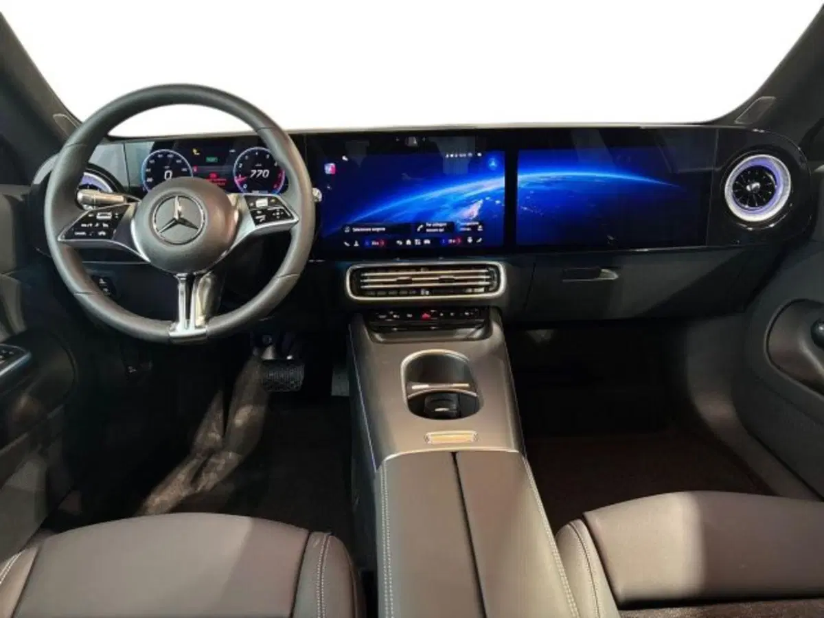 Mercedes-Benz CLA nuova a Bologna (13)