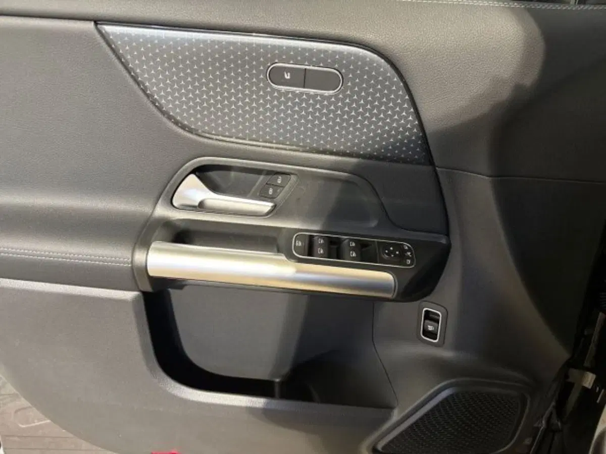Mercedes-Benz GLA SUV nuova a Bologna (10)