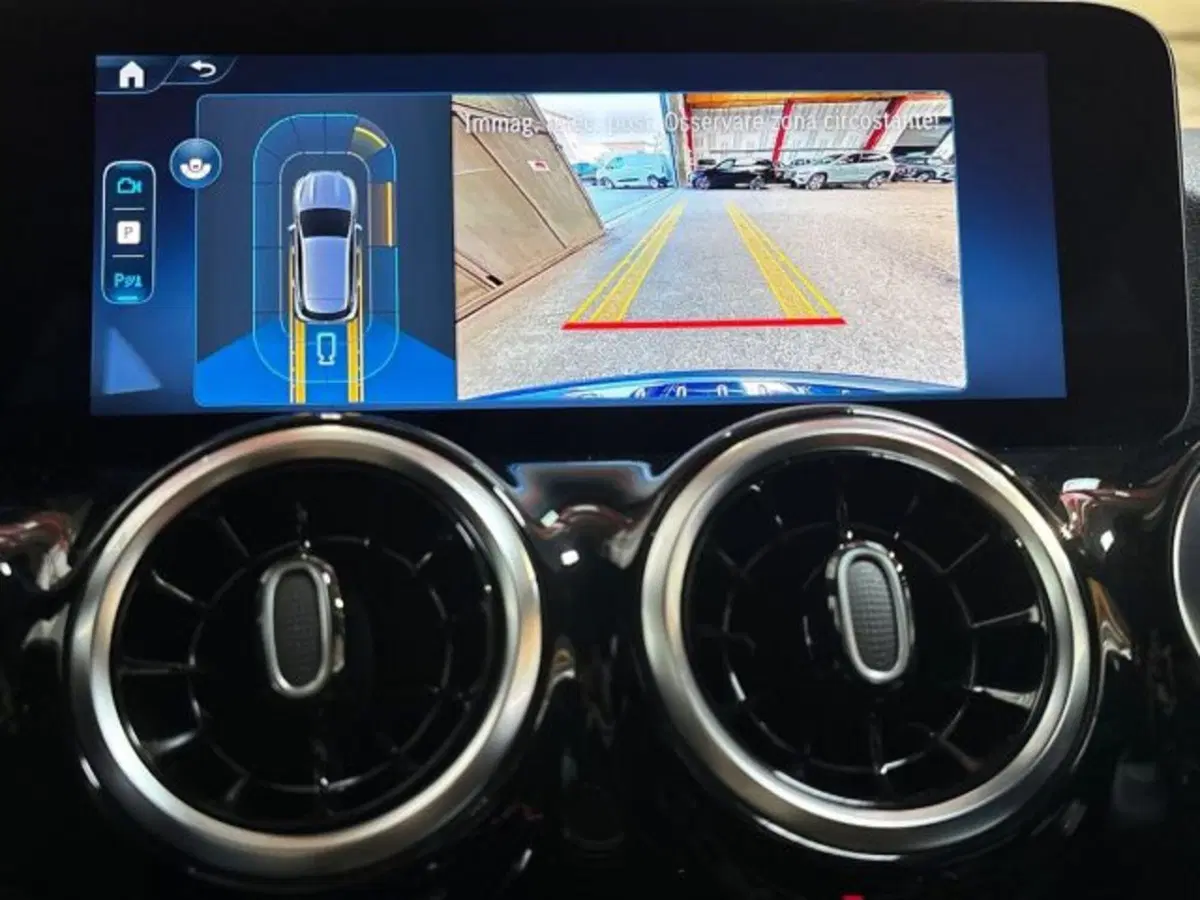 Mercedes-Benz GLA SUV nuova a Bologna (12)
