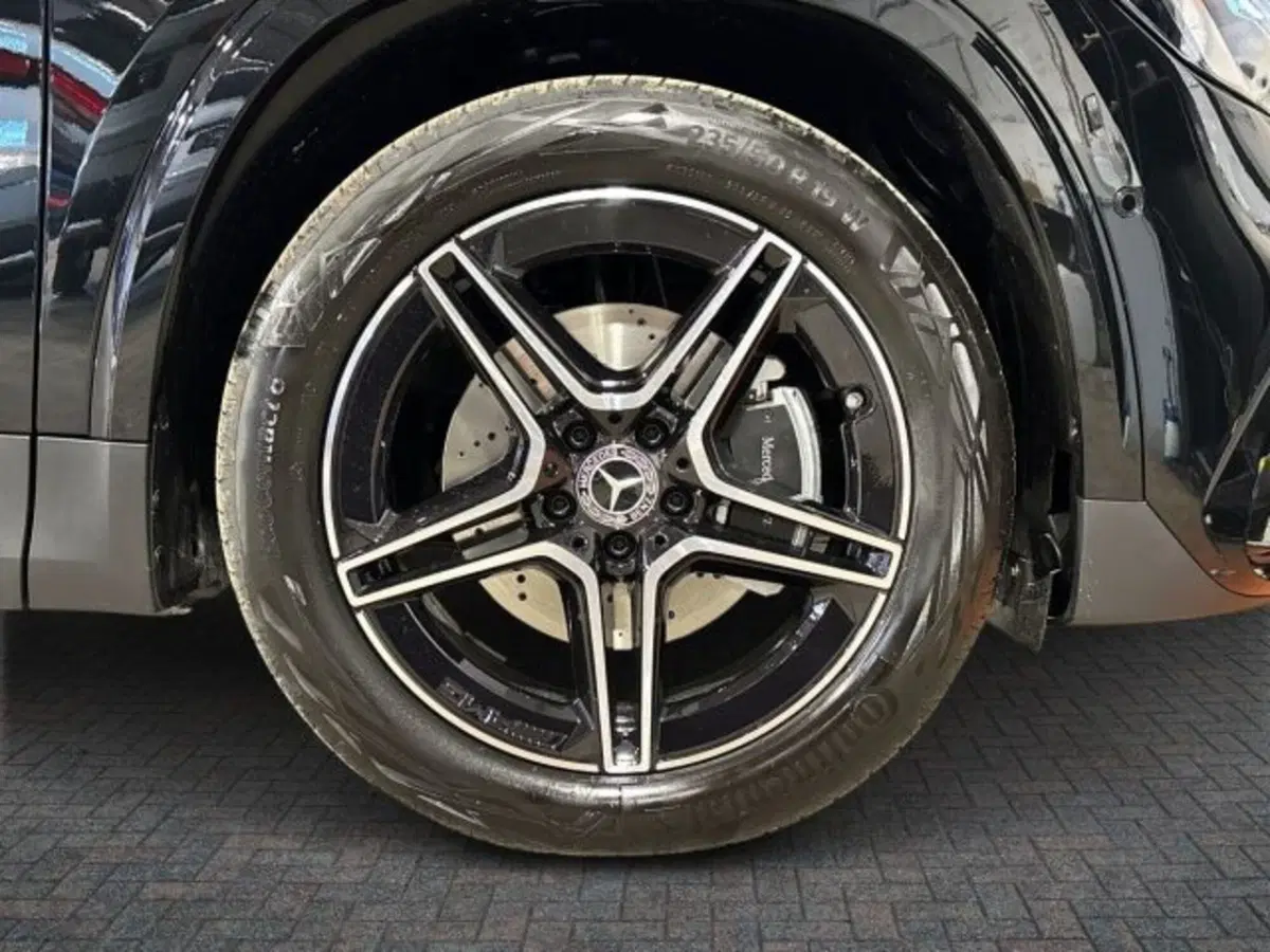 Mercedes-Benz GLA SUV nuova a Bologna (8)