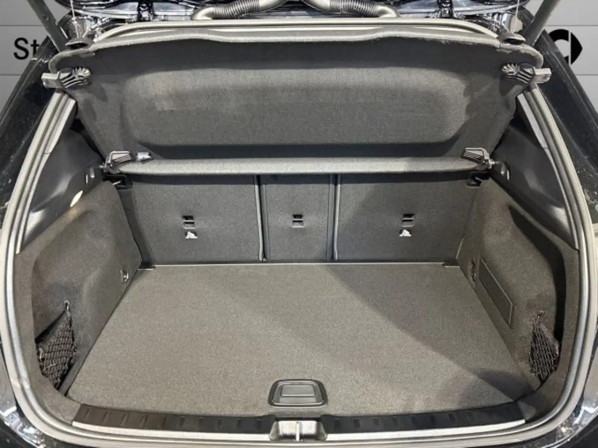 Mercedes-Benz GLA SUV nuova a Bologna (7)