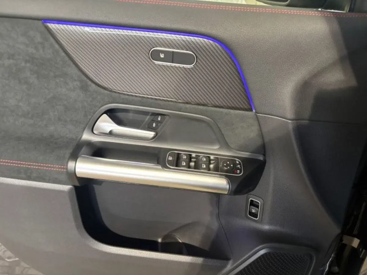 Mercedes-Benz GLA SUV nuova a Bologna (10)