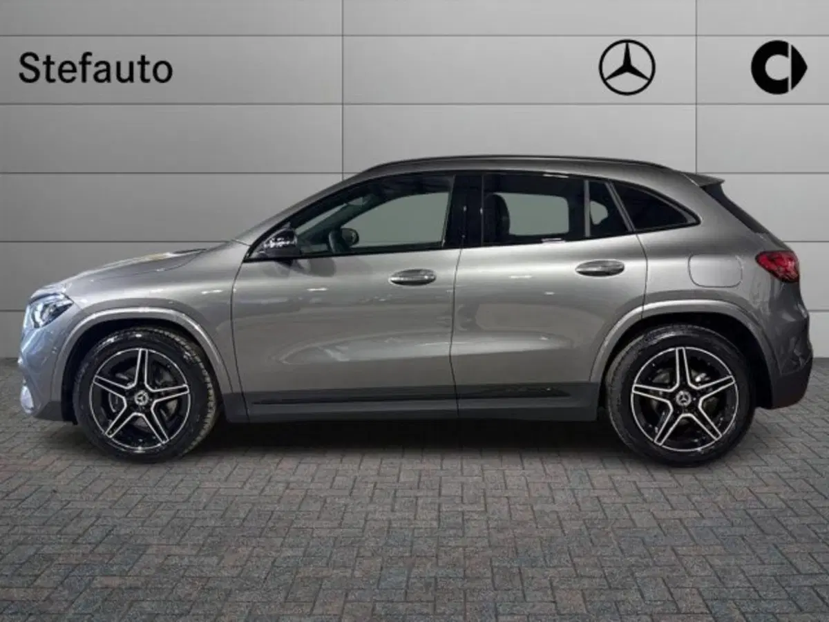 Mercedes-Benz GLA SUV nuova a Bologna (3)