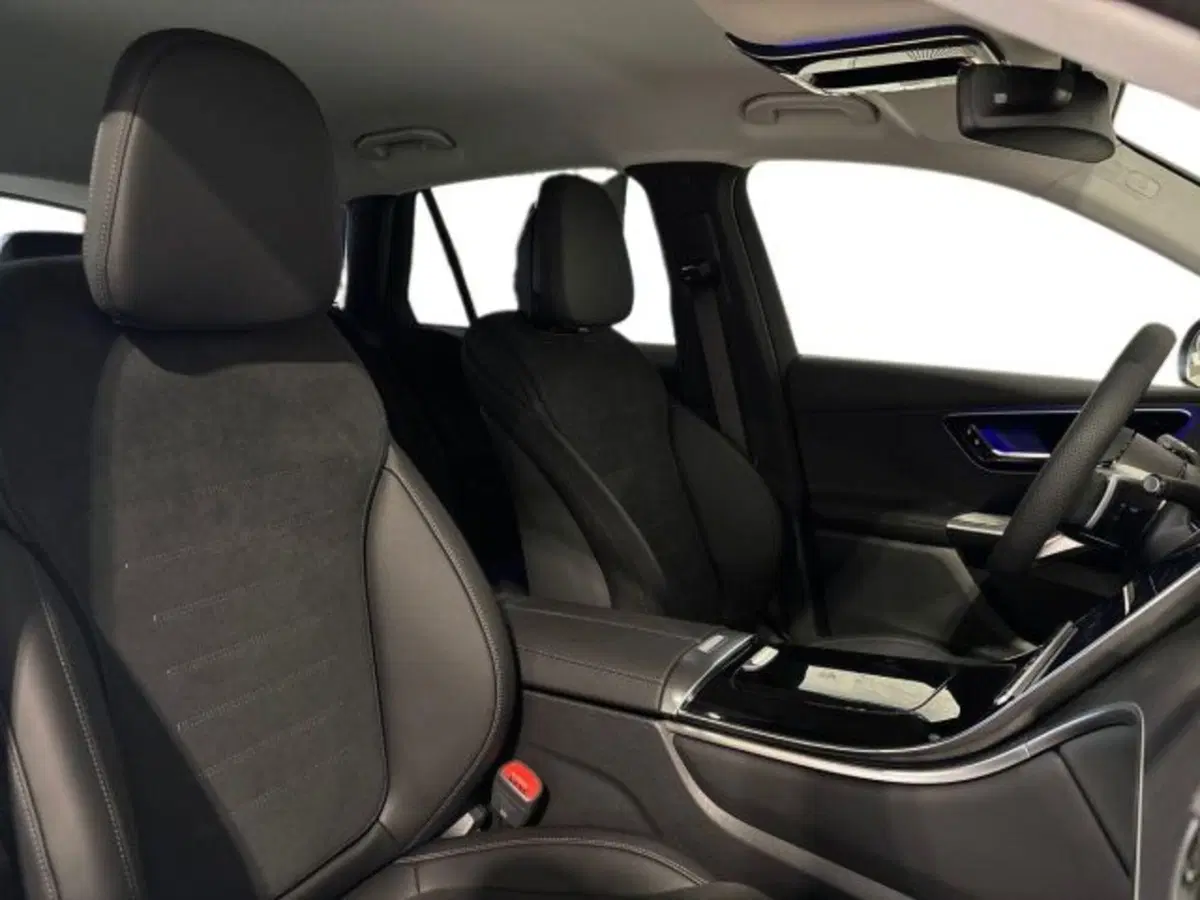 Mercedes-Benz GLC nuova a Bologna (16)