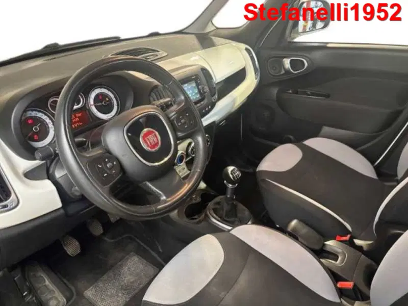 Fiat 500L usata a Bologna (11)