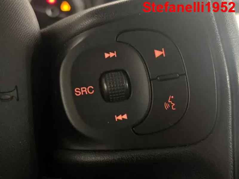 Fiat 500L usata a Bologna (19)