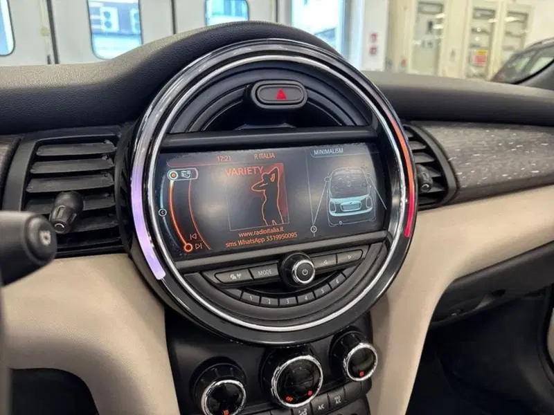 MINI Mini Cabrio usata a Prato (14)